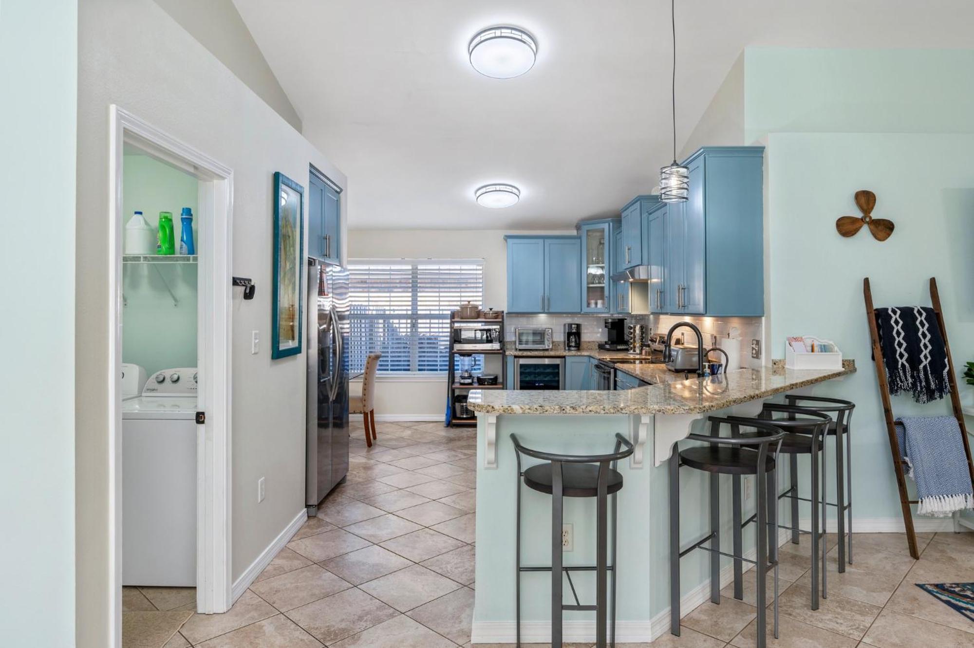 Beautiful Pet Friendly Home! Tropical Pool, Optional Golf Cart & Pool Heat, Minutes To Beach Destin Exterior foto